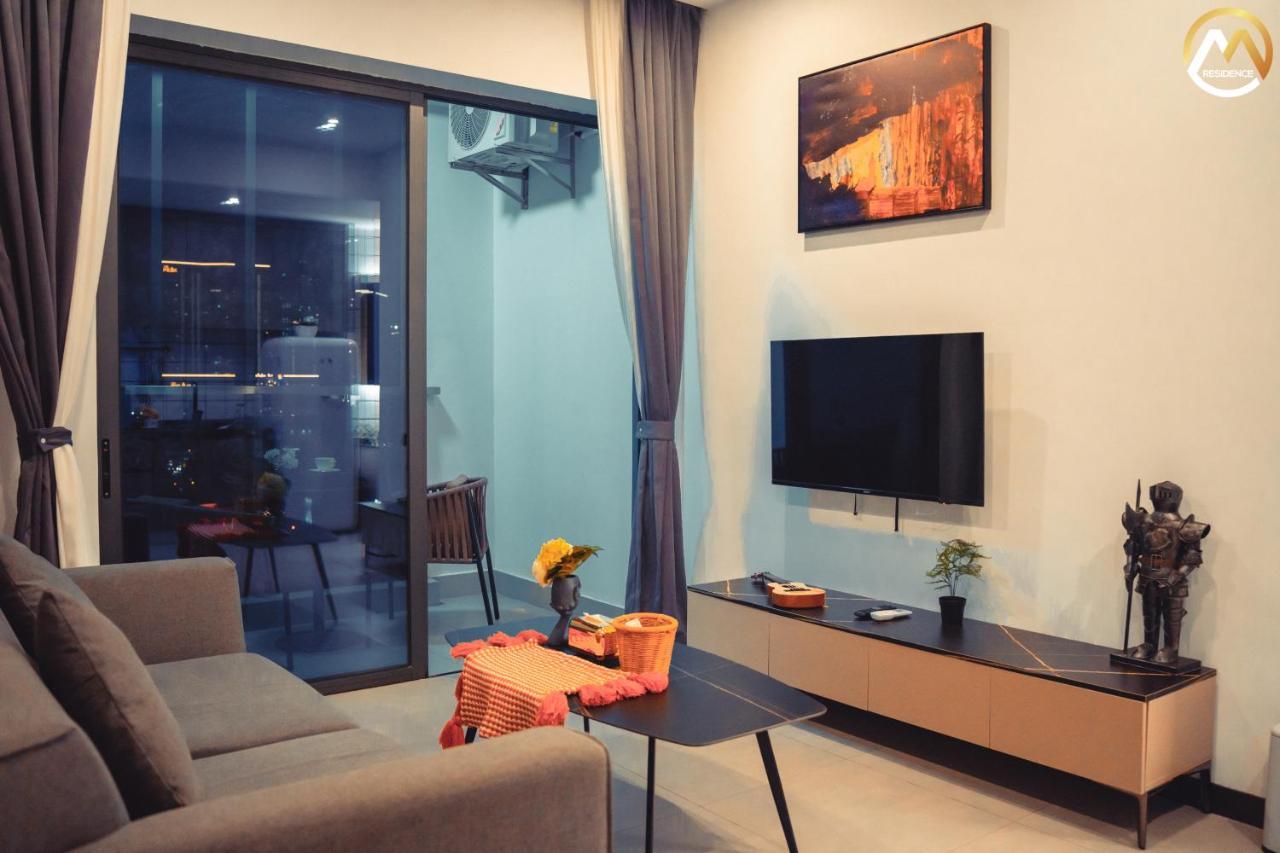 Infinity Pool Hotel Phnom Penh Down To 24 Usd In M Residence Екстериор снимка