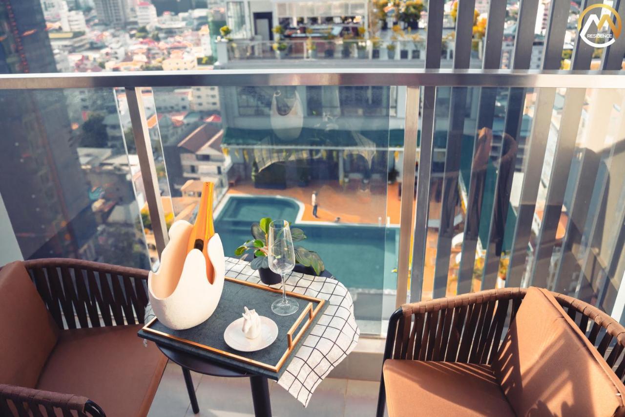 Infinity Pool Hotel Phnom Penh Down To 24 Usd In M Residence Екстериор снимка