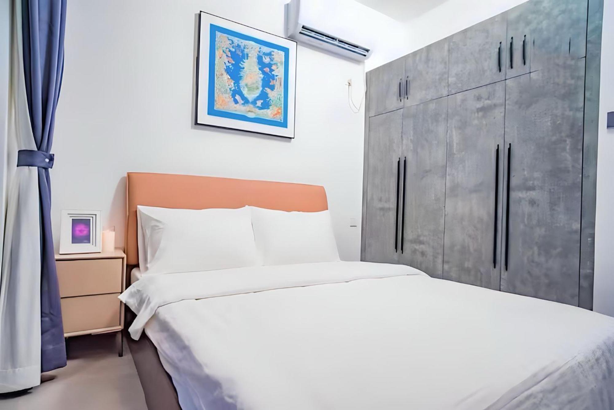 Infinity Pool Hotel Phnom Penh Down To 24 Usd In M Residence Екстериор снимка