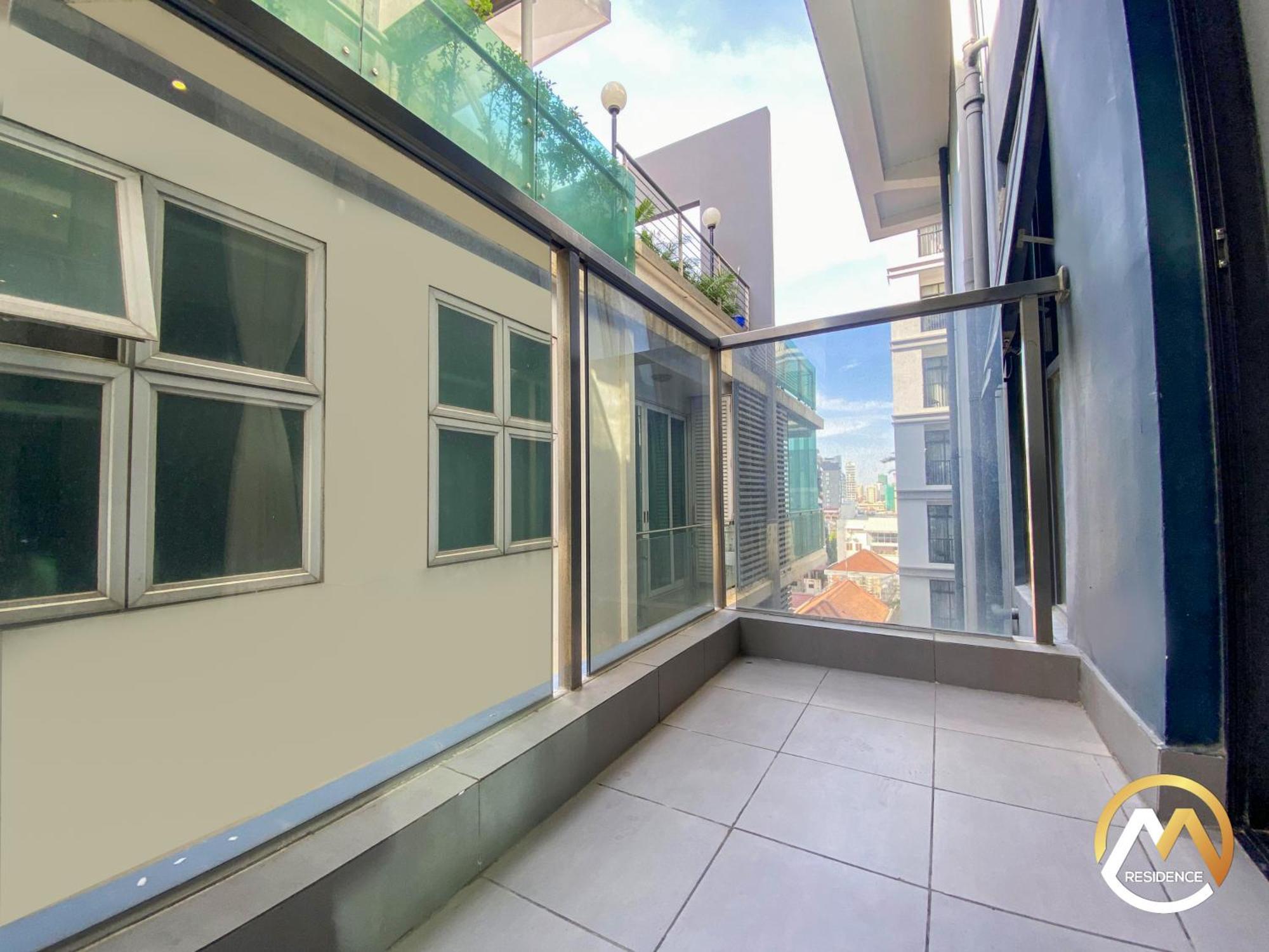Infinity Pool Hotel Phnom Penh Down To 24 Usd In M Residence Екстериор снимка