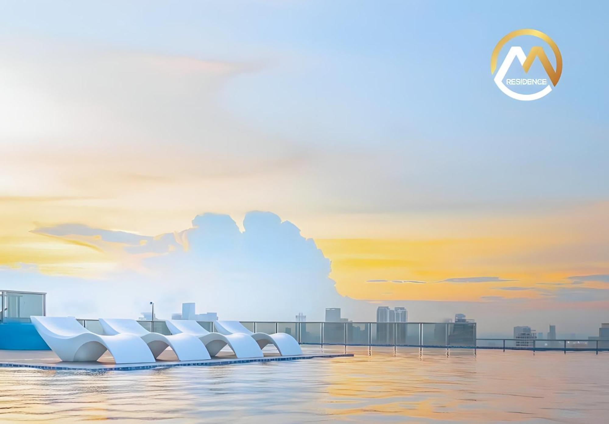 Infinity Pool Hotel Phnom Penh Down To 24 Usd In M Residence Екстериор снимка